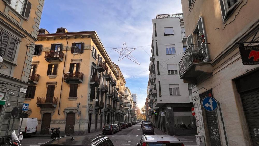 negozio in affitto a Torino in zona Cit Turin