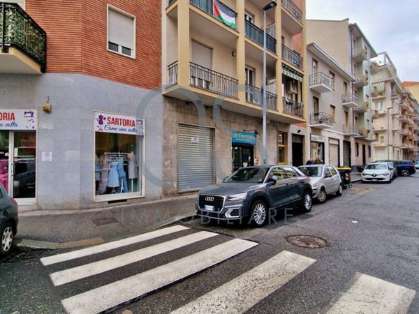 negozio in affitto a Torino in zona Vanchiglia
