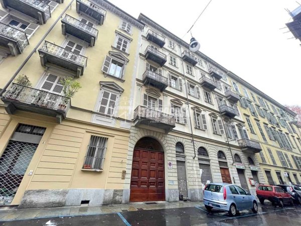 appartamento in affitto a Torino in zona Crocetta
