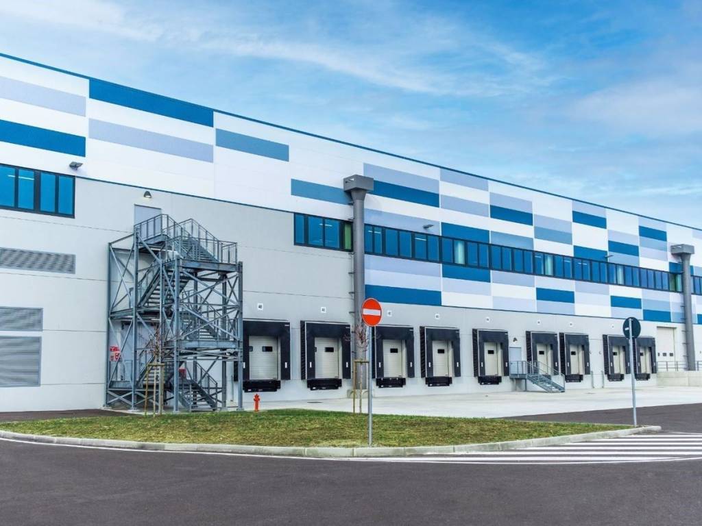 locale commerciale in affitto a Torino in zona Barca