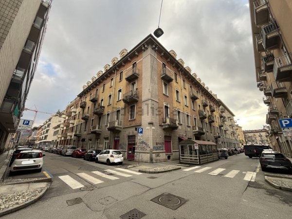 negozio in affitto a Torino in zona Vanchiglia
