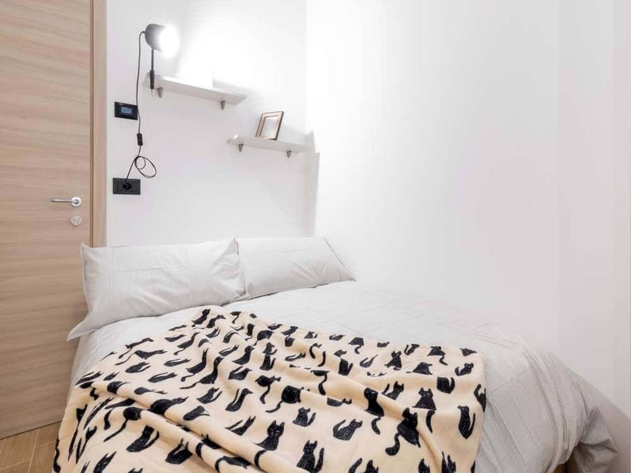 negozio in affitto a Torino in zona Aurora