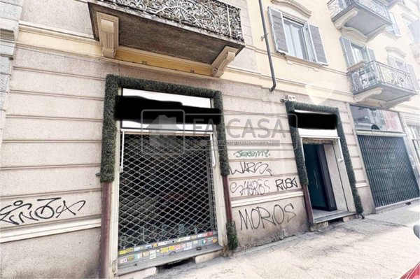 negozio in affitto a Torino in zona Cenisia