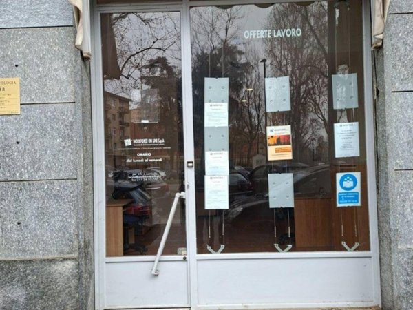 negozio in affitto a Torino in zona Cit Turin