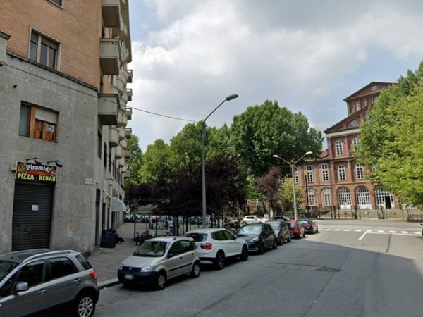 negozio in affitto a Torino in zona Millefonti