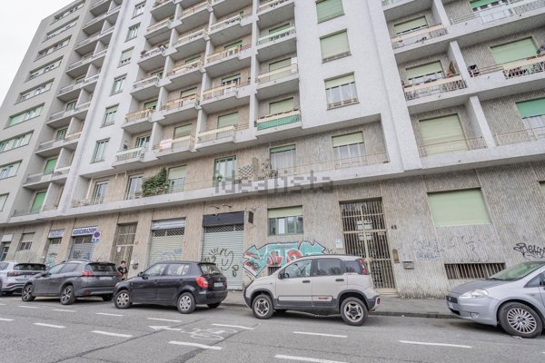 locale commerciale in affitto a Torino in zona Campidoglio