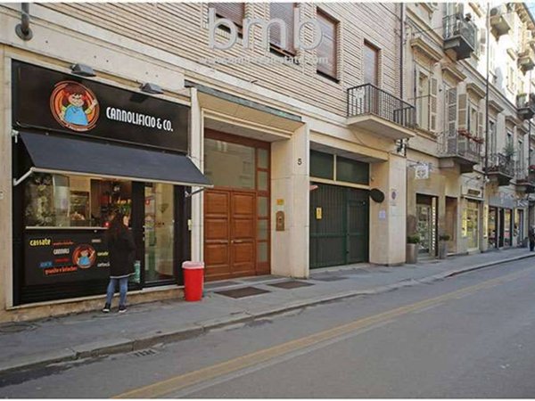 negozio in affitto a Torino