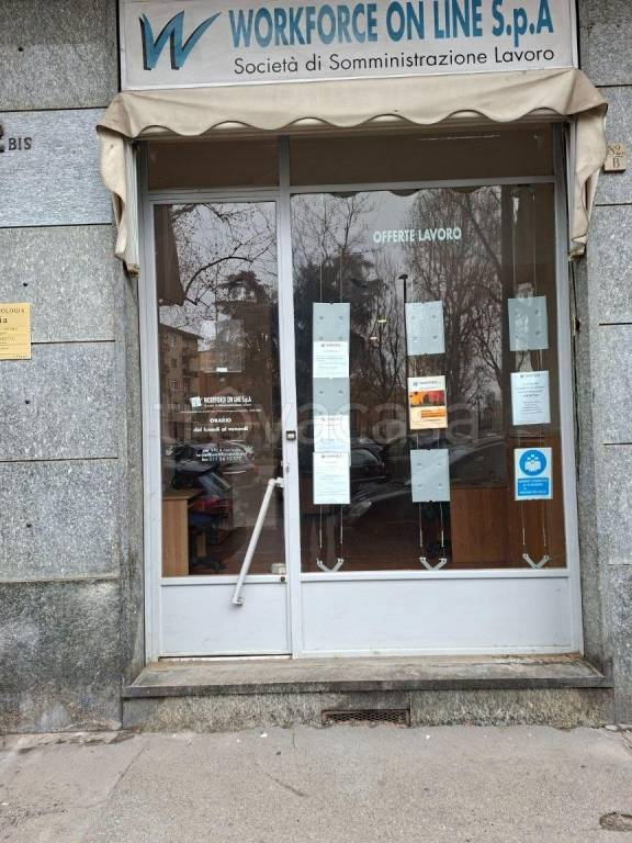 negozio in affitto a Torino in zona Cit Turin