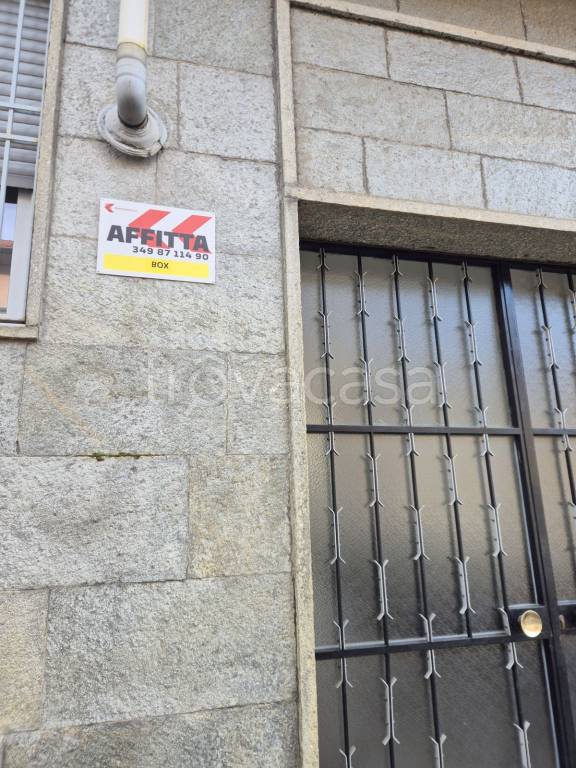 locale commerciale in affitto a Torino in zona Madonna del Pilone