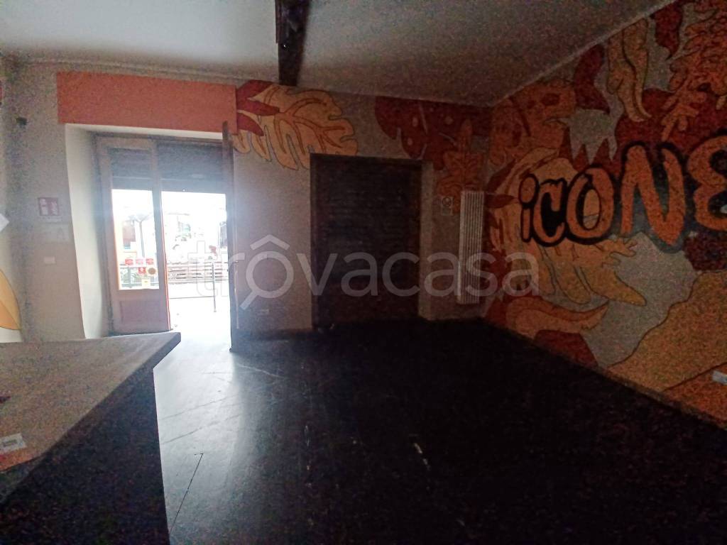 negozio in affitto a Torino