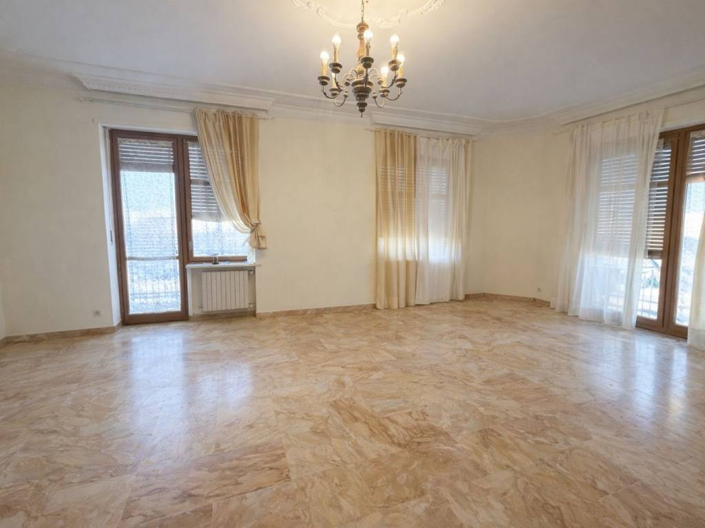 appartamento in affitto a Torino in zona Campidoglio