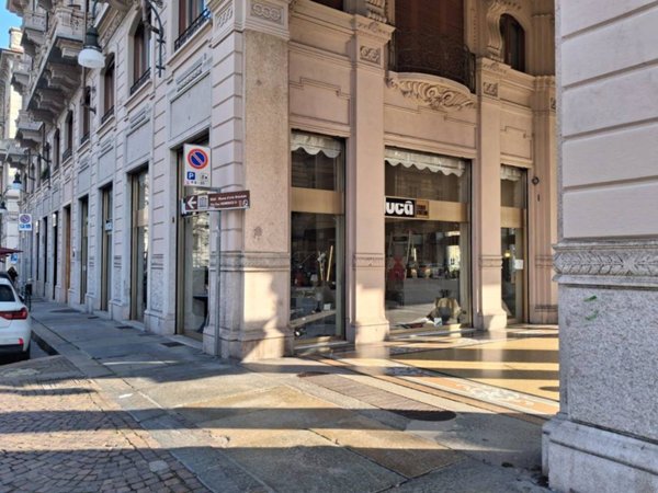 negozio in affitto a Torino
