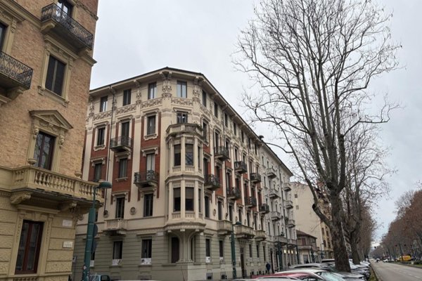 appartamento in affitto a Torino in zona Cit Turin
