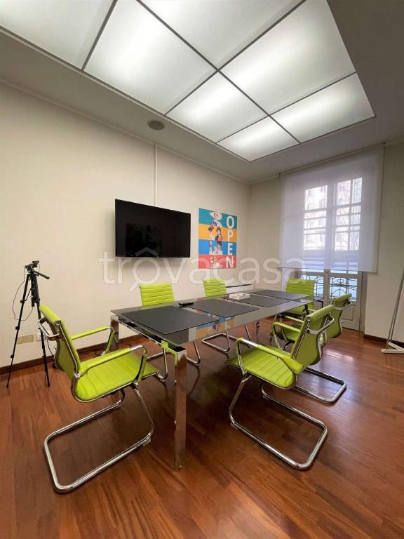 ufficio in affitto a Torino in zona Cit Turin