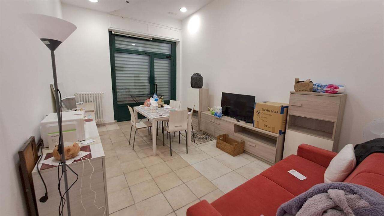 locale commerciale in affitto a Torino in zona Parella