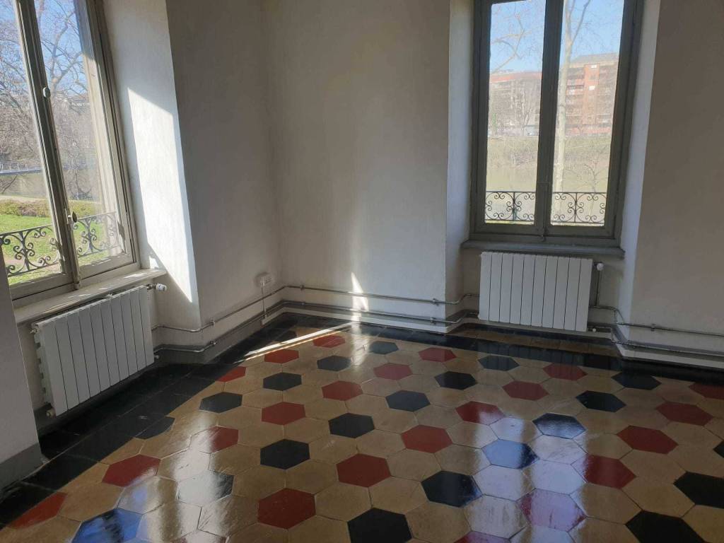 appartamento in affitto a Torino in zona Rosa