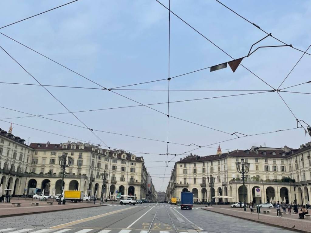 negozio in affitto a Torino