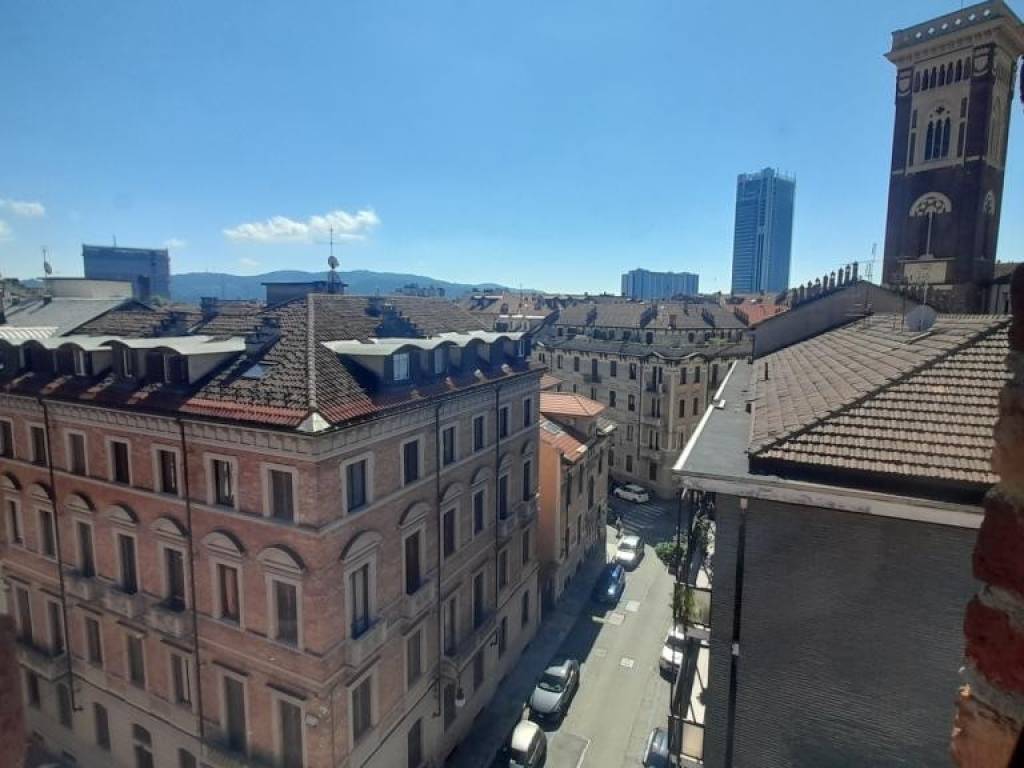 appartamento in affitto a Torino in zona Cit Turin