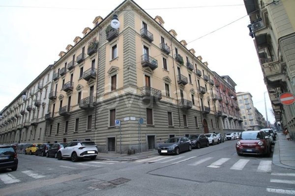 appartamento in affitto a Torino in zona Crocetta