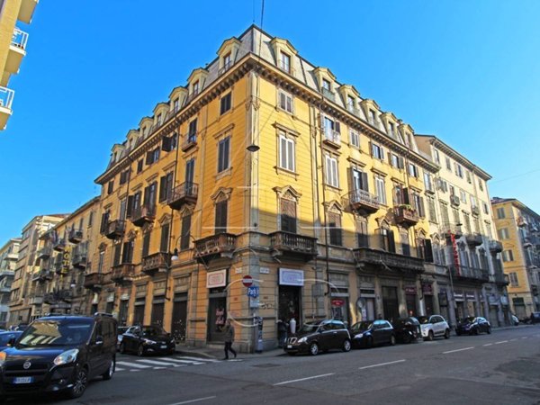 appartamento in affitto a Torino in zona Cit Turin