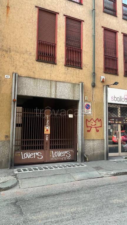 negozio in affitto a Torino in zona Centro Storico