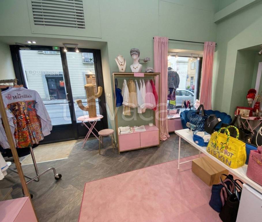 negozio in affitto a Torino