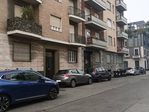 appartamento in affitto a Torino in zona Aurora