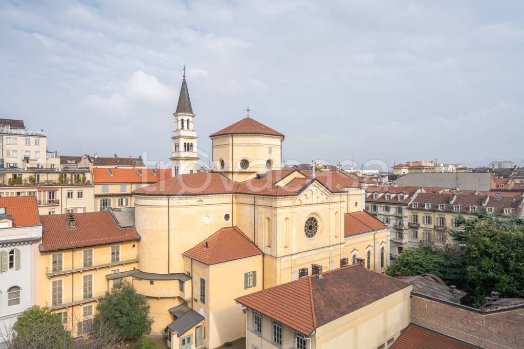 appartamento in affitto a Torino in zona Centro Storico