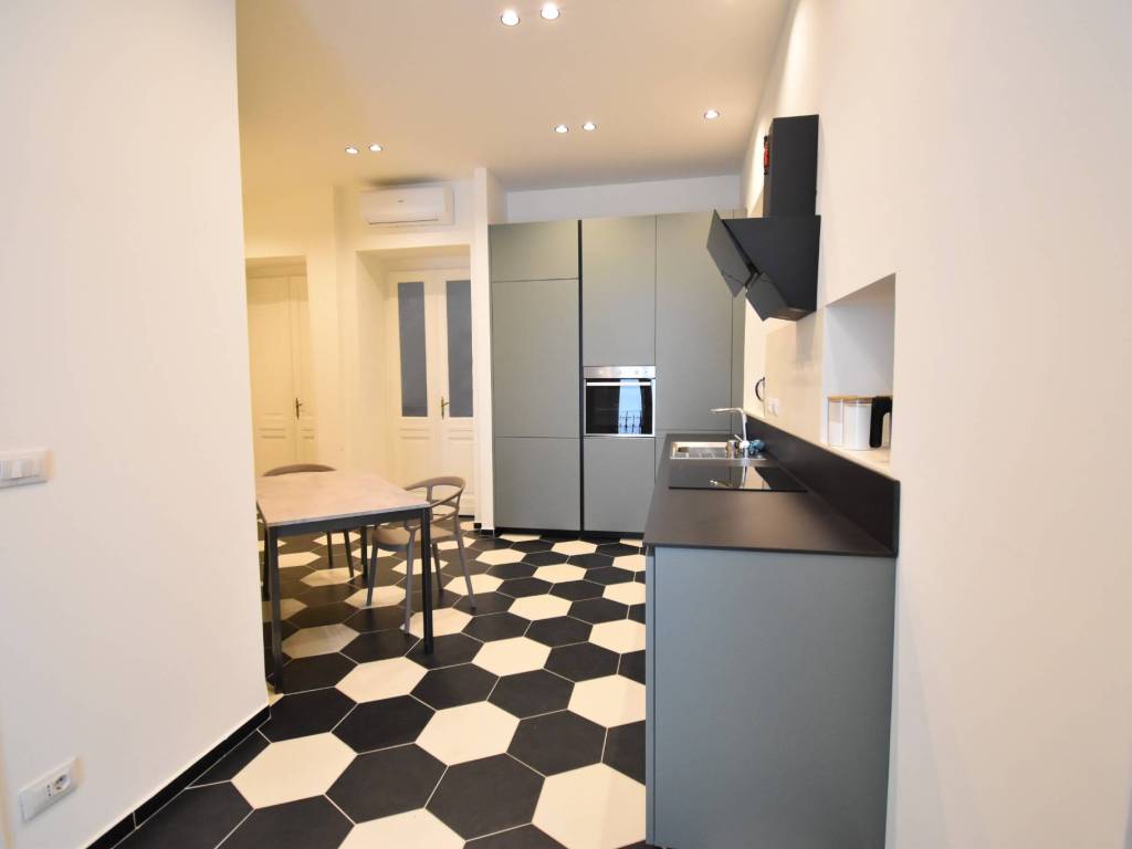 appartamento in affitto a Torino in zona Cit Turin