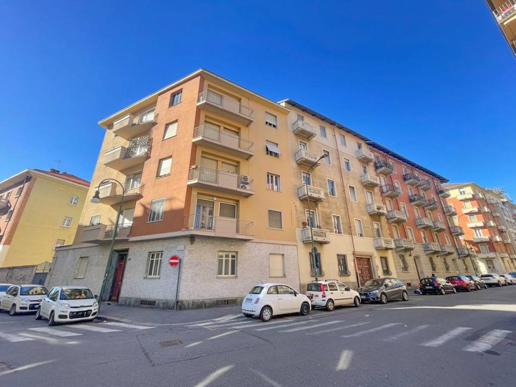 appartamento in affitto a Torino in zona Cenisia