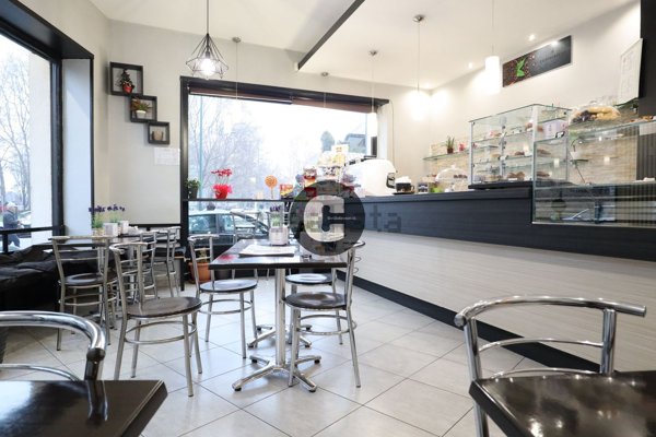 negozio in affitto a Torino in zona Rebaudengo