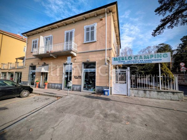 negozio in affitto a Torino in zona Cavoretto