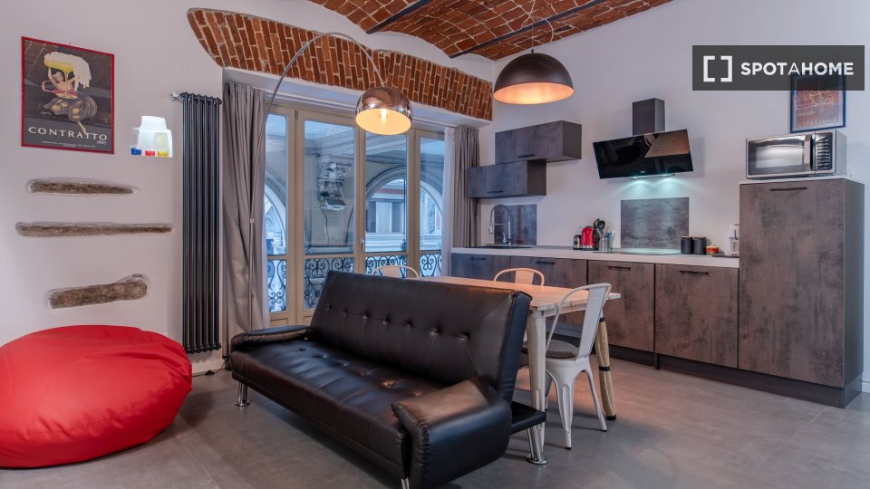 appartamento in affitto a Torino in zona Centro Storico