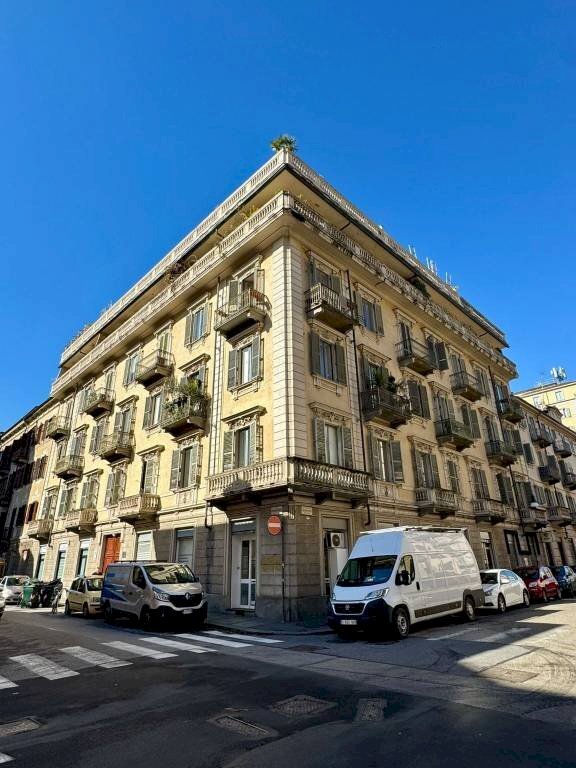 appartamento in affitto a Torino in zona Cit Turin