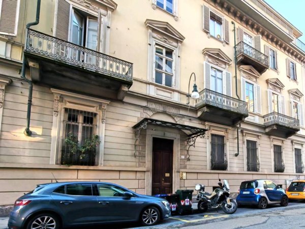 negozio in affitto a Torino in zona Centro Storico