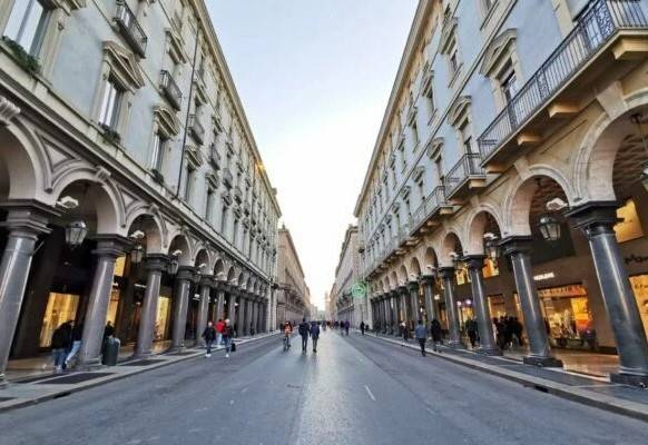 negozio in affitto a Torino in zona Centro Storico