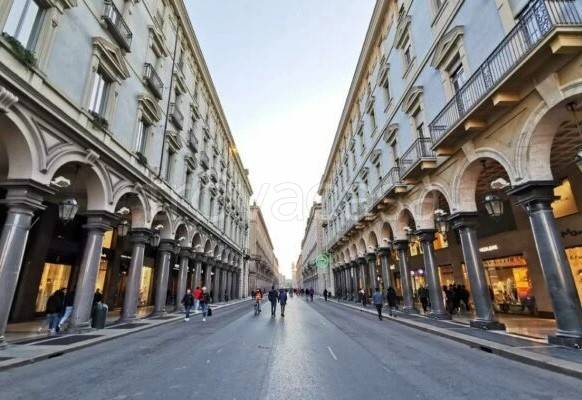 negozio in affitto a Torino in zona Centro Storico