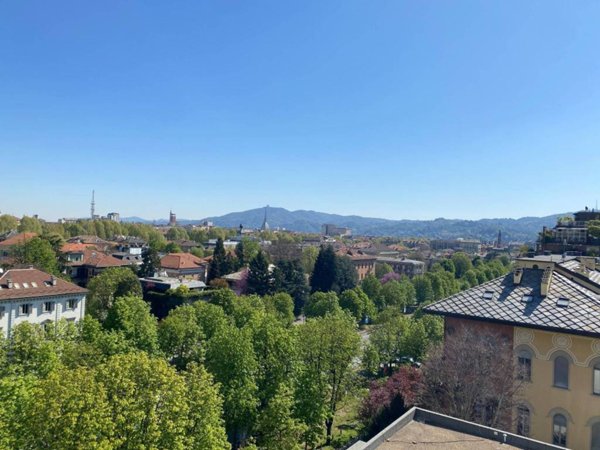 appartamento in affitto a Torino in zona Crocetta