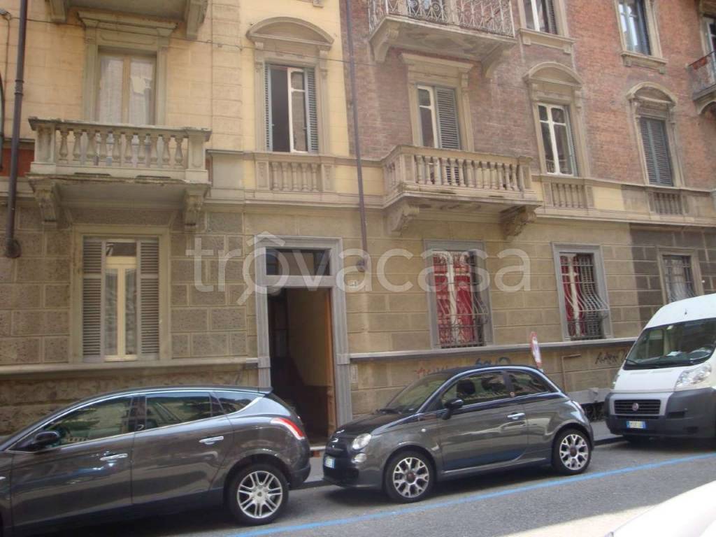 appartamento in affitto a Torino in zona Cit Turin