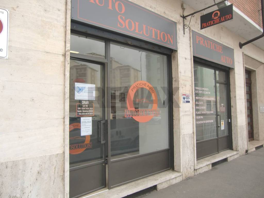 negozio in affitto a Torino in zona Mirafiori Nord