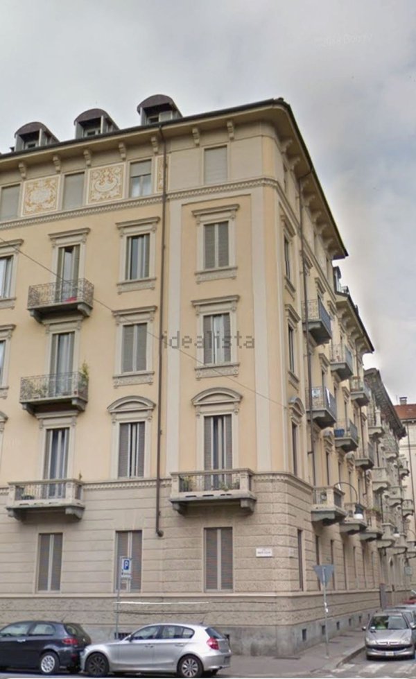 appartamento in affitto a Torino in zona Cit Turin