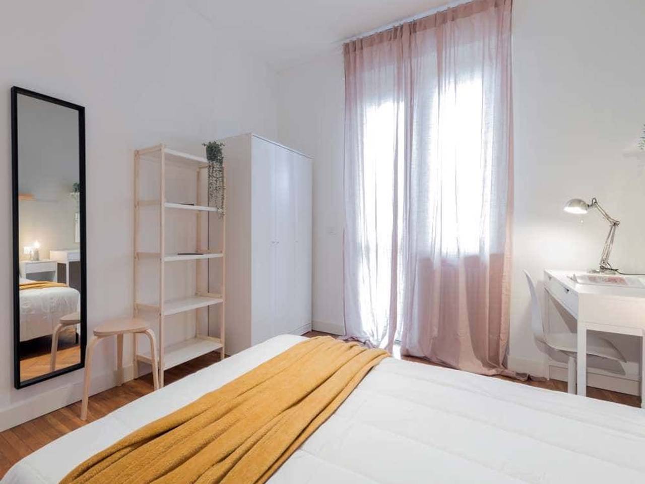 negozio in affitto a Torino in zona San Salvario