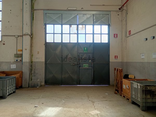 capannone in affitto a Torino