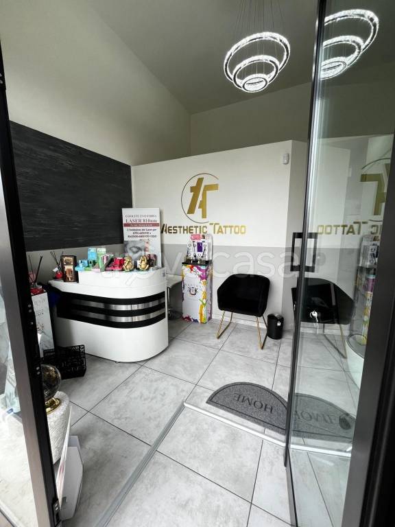 negozio in affitto a Torino in zona Borgata Vittoria