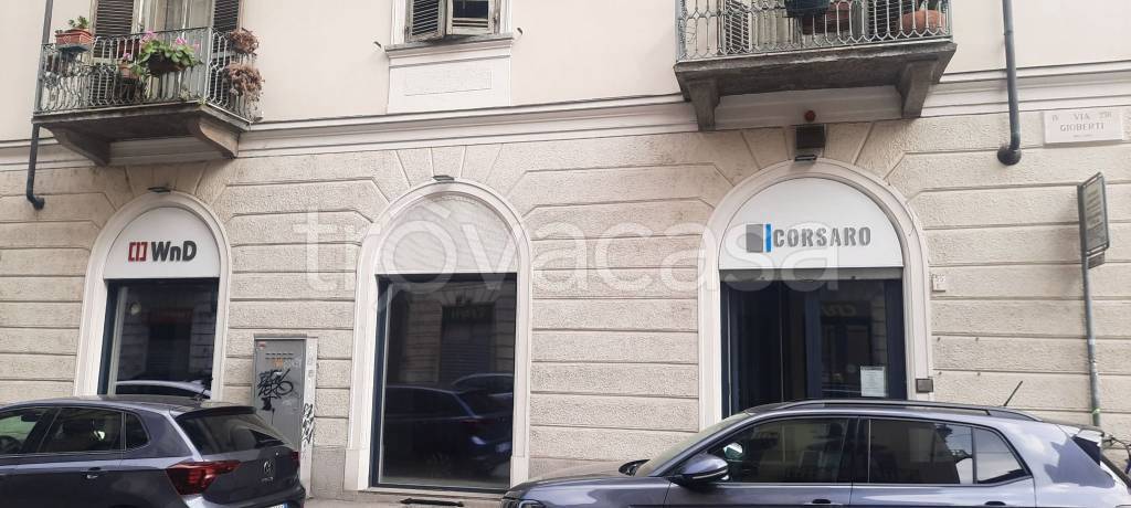locale commerciale in affitto a Torino