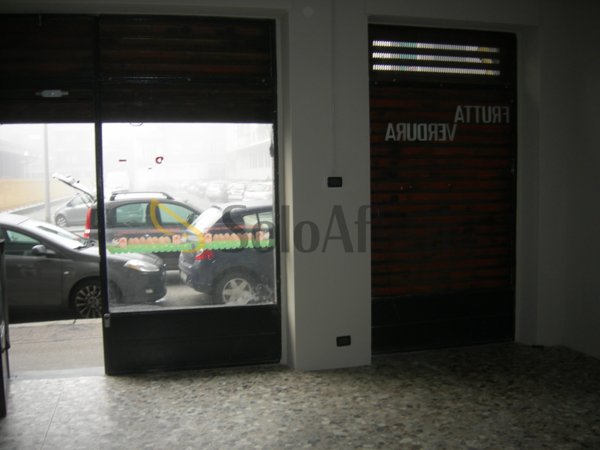 locale commerciale in affitto a Torino in zona Lingotto