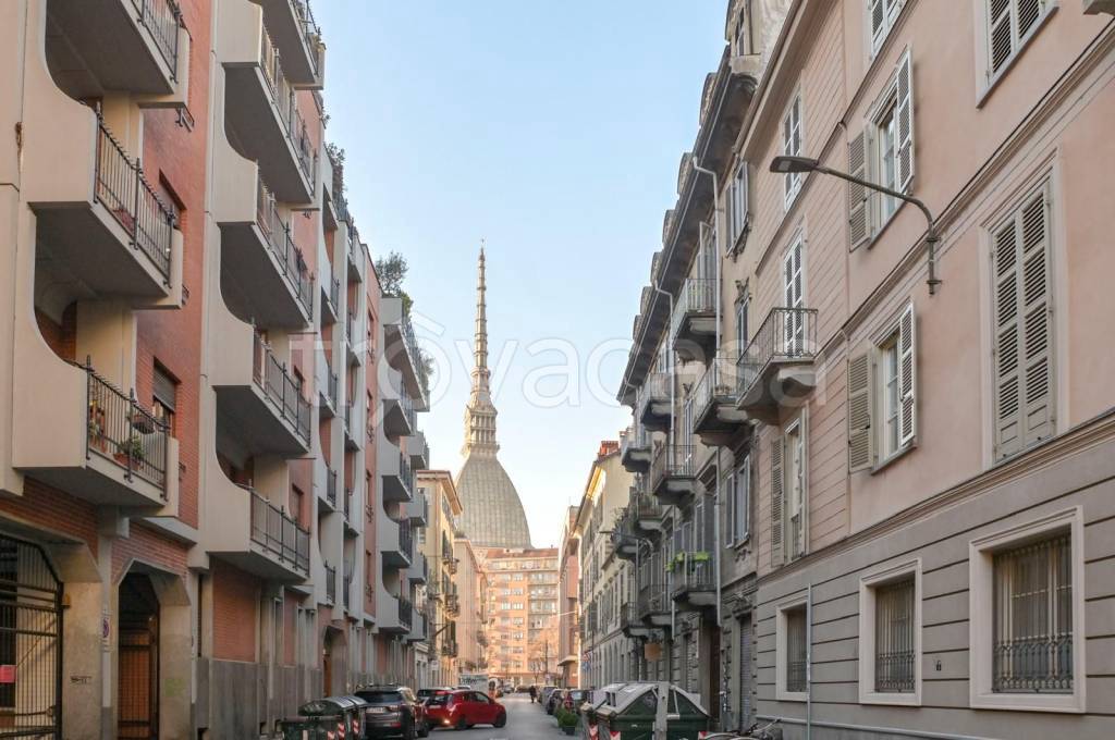 appartamento in affitto a Torino in zona Vanchiglia