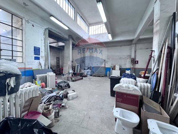 locale di sgombero in affitto a Torino in zona San Donato