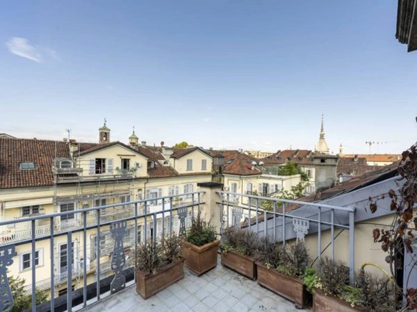 appartamento in affitto a Torino in zona Centro Storico