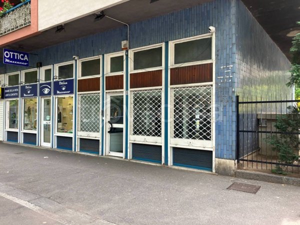 negozio in affitto a Torino in zona Mirafiori Sud